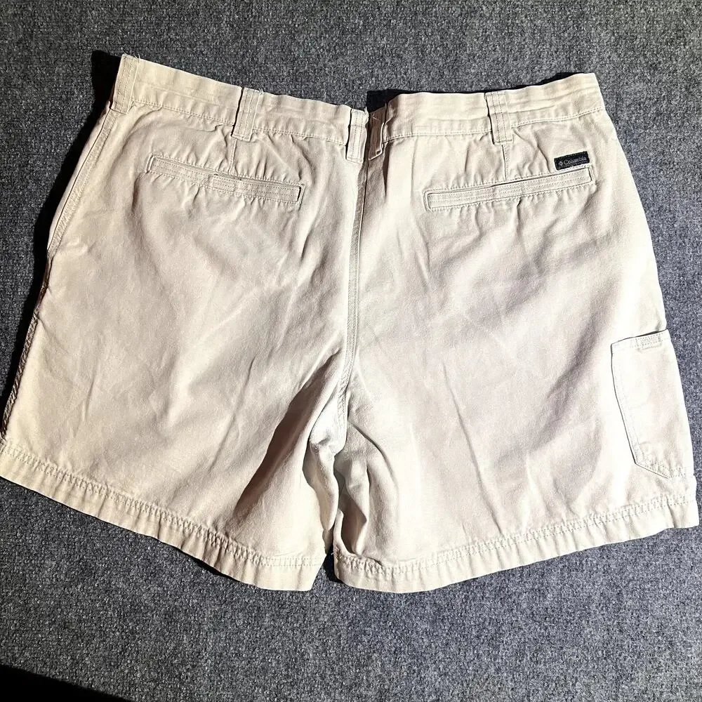 Columbia Mens Khaki Shorts 42 Beige Flat Front Casual Outdoor Hiking Cotton